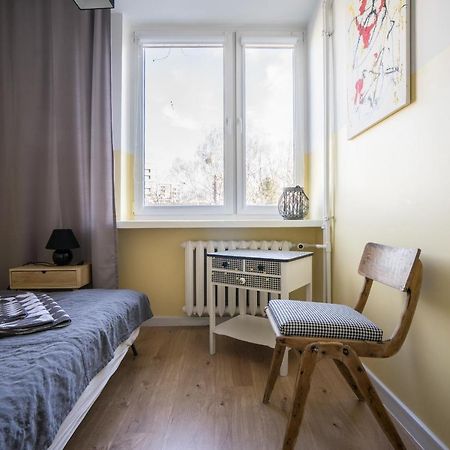 Sloneczny I Cichy Apartament Przy Starym Miescie Warsaw Luaran gambar