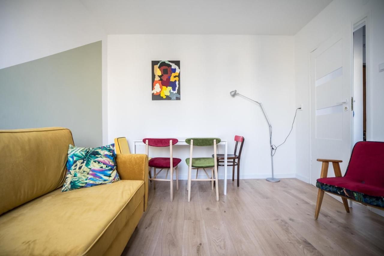 Sloneczny I Cichy Apartament Przy Starym Miescie Warsaw Luaran gambar