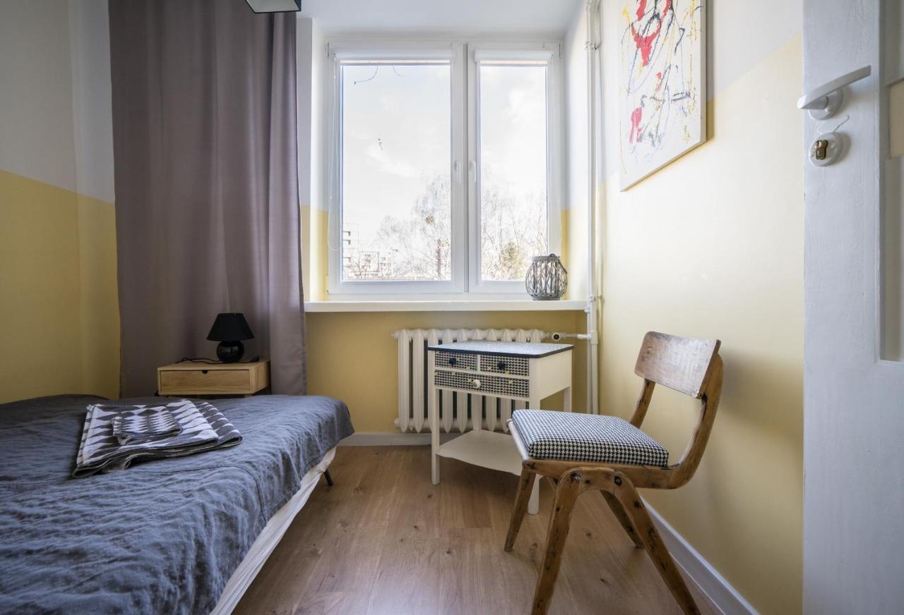 Sloneczny I Cichy Apartament Przy Starym Miescie Warsaw Luaran gambar