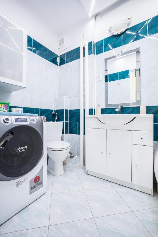 Sloneczny I Cichy Apartament Przy Starym Miescie Warsaw Luaran gambar