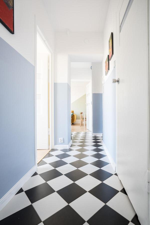 Sloneczny I Cichy Apartament Przy Starym Miescie Warsaw Luaran gambar